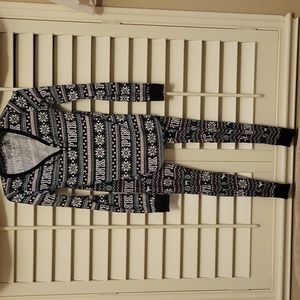 Victoria's Secret pajamas. Size Small 🆕! No tags